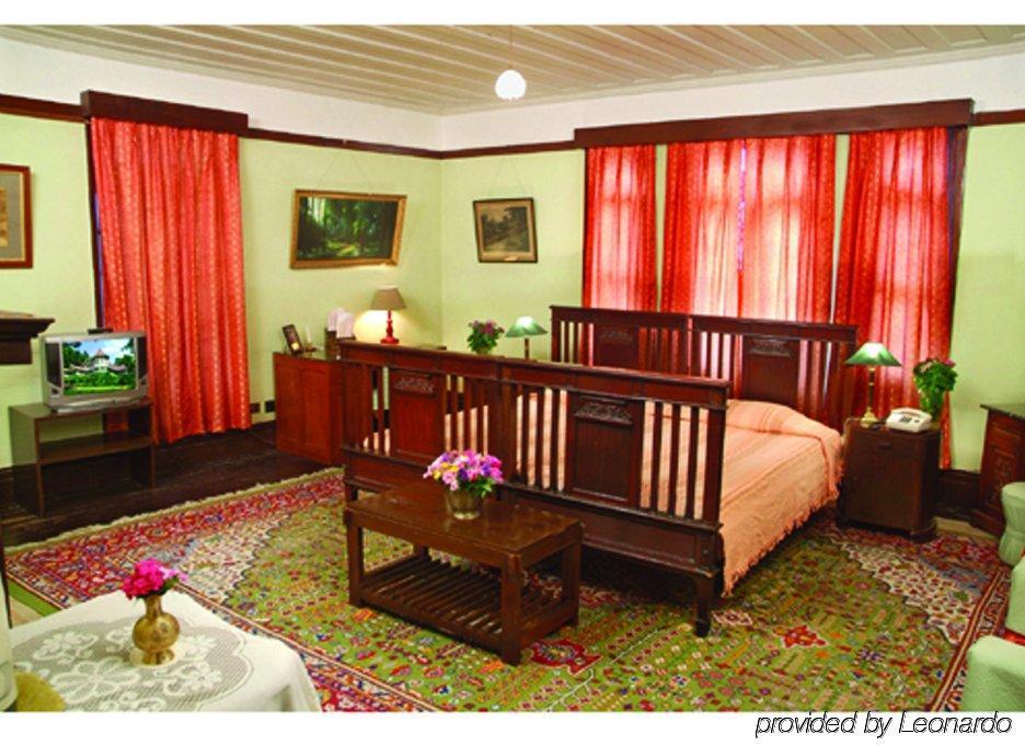 วู้ดวิลล์ พาเลซ บาย ซิกนัม Hotel ชิมลา ภายนอก รูปภาพ